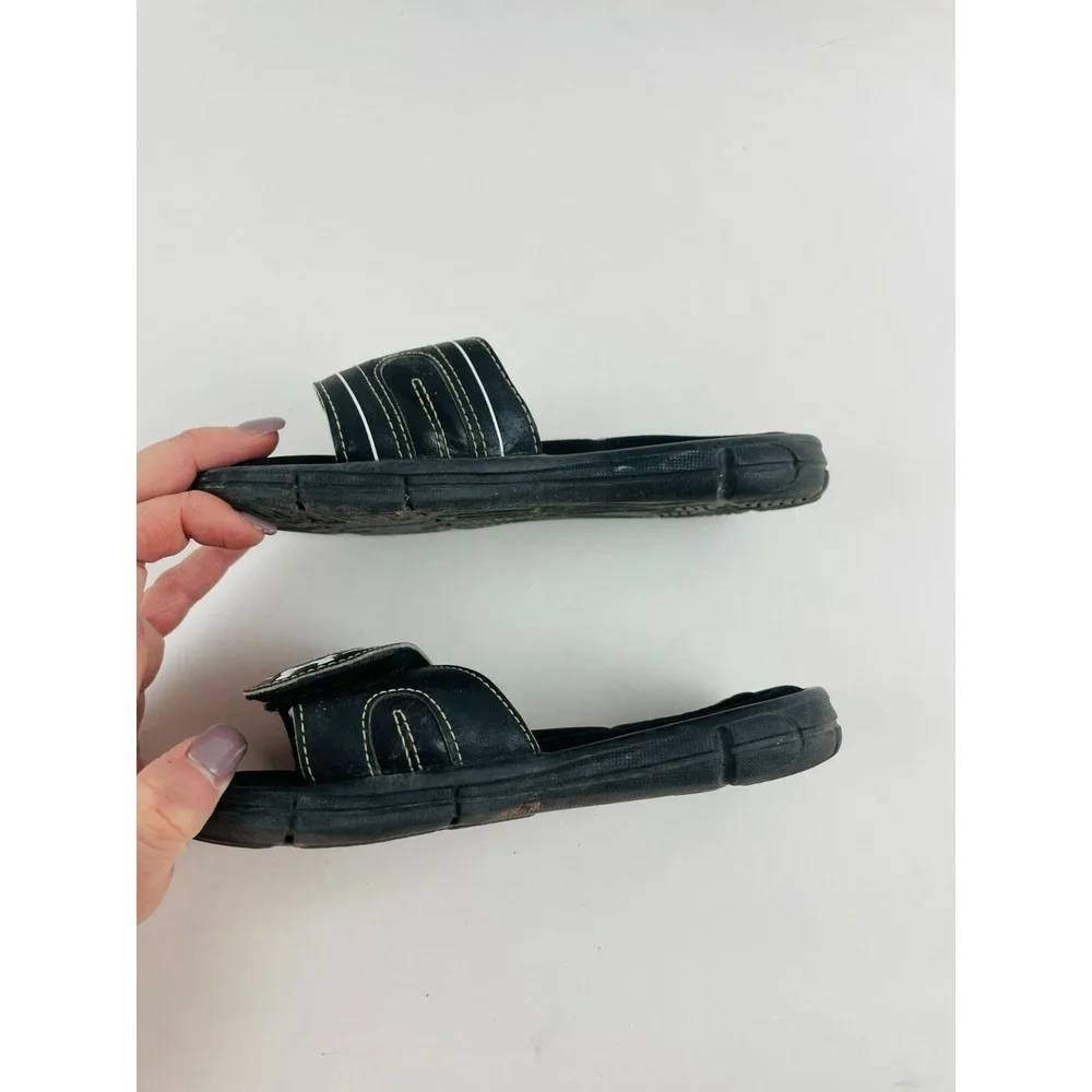 Under Armour Slides Cushioned Slip on Youth Size 2Y Black Comfortable Foam